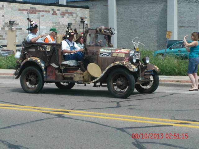 Shriners Hospitals fundraising -- Hillbillies driving a vintage car